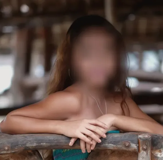 Aleyna, 35