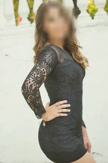 Carina, 28