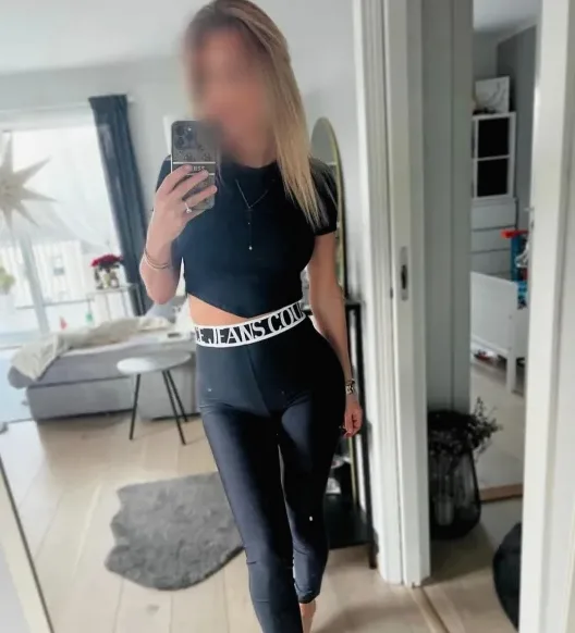 Denise, 32