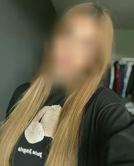 Dilara, 28