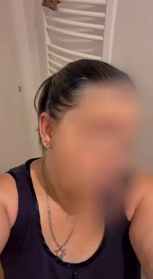 Josephine, 31