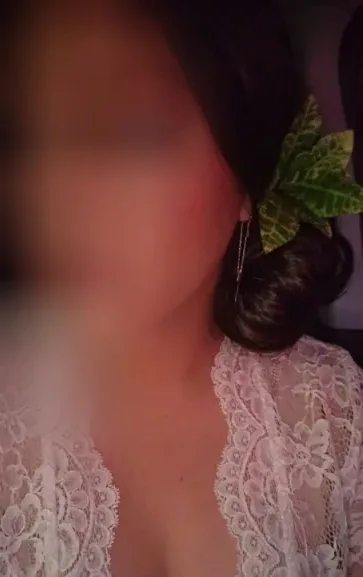 Paula, 35
